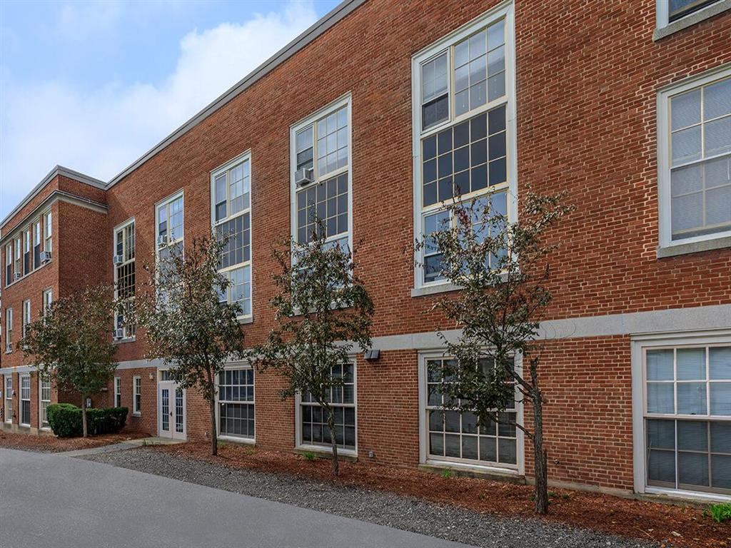 The Meetinghouse at Goffstown Apartments in Goffstown, NH